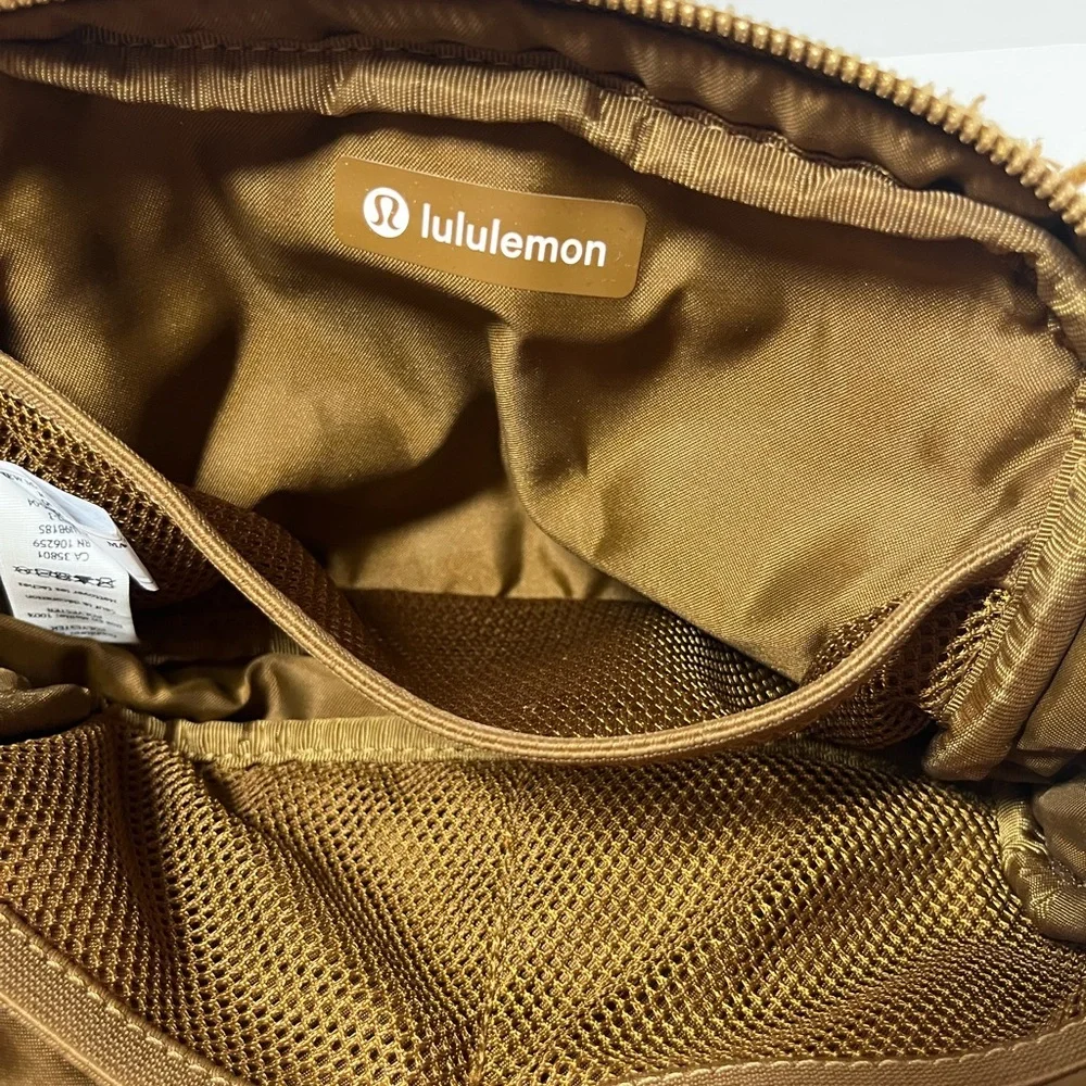 lululemon athletica Brown Sherpa Belt Bag